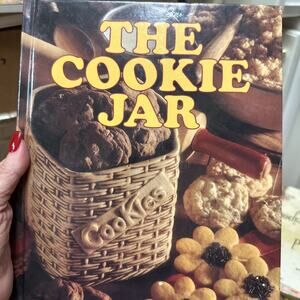 1995 Leisure Arts Memories in‎ the Making Series The Cookie Jar Vintage Cookbook